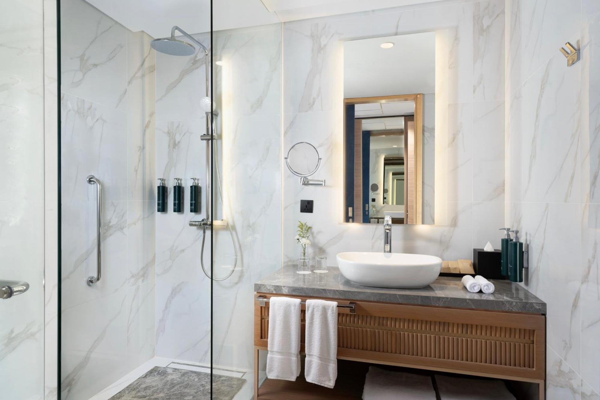 Doubletree By Hilton Jakarta Bintaro Jaya Serpong Luaran gambar